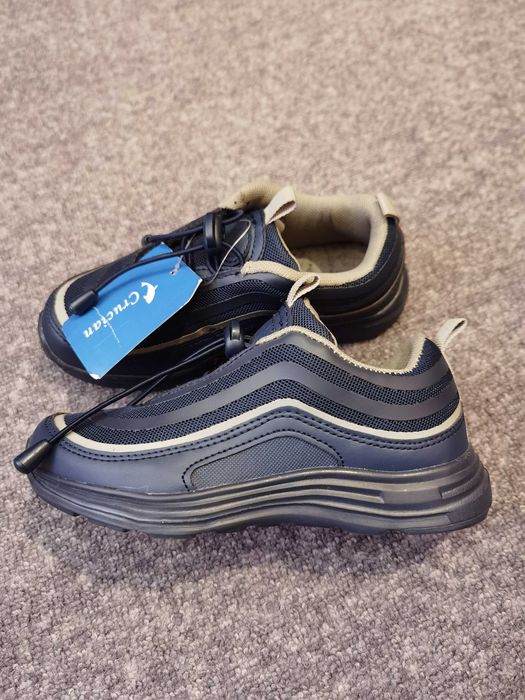 НОВИ Детски маратонки