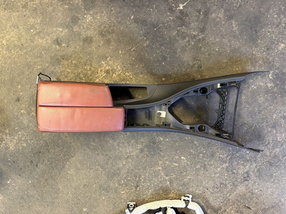 Подлакътници, централни барчета за BMW