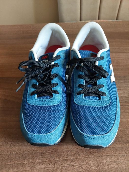 Adidasi copii 38 purtați o singura data.