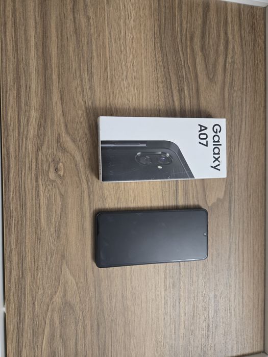 Продам телефон Samsung A07