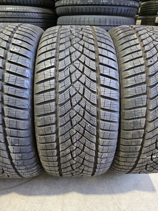 255/40/19 GOODYEAR 4бр