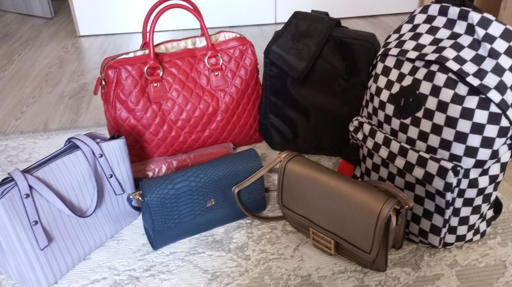 Нови чанти различни модели и раници