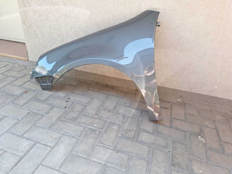 Aripa Fata Stanga VW Golf 5 V An 2004-2008 Vopsita Verde