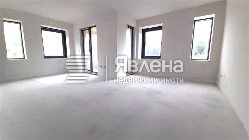 Продава се Четиристаен апартамент в София, Бояна - 214 кв.м за 2399 €/кв.м - Снимка #8