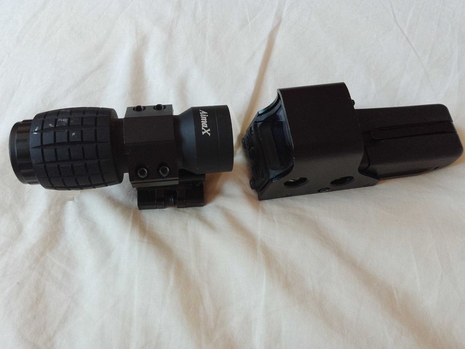 Sistem Holografic de Ochire cu Magnificator Editie Militara si P0litie