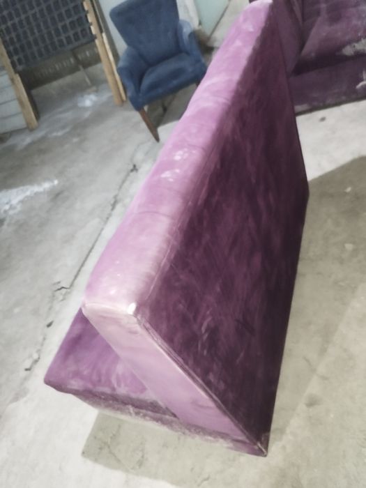 Срочная прдажа дванов и кресо.Shoshilinch divan va kreslolar sotiladi.