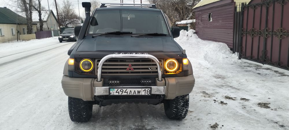 Продам паджеро 2 1993 года