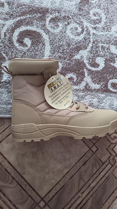 Продам новую рабочую обувь