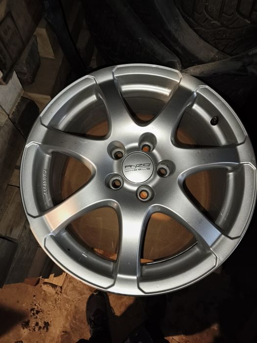 Джанти 17х5x108 централен отвор 70.1 с втулки на 65.1