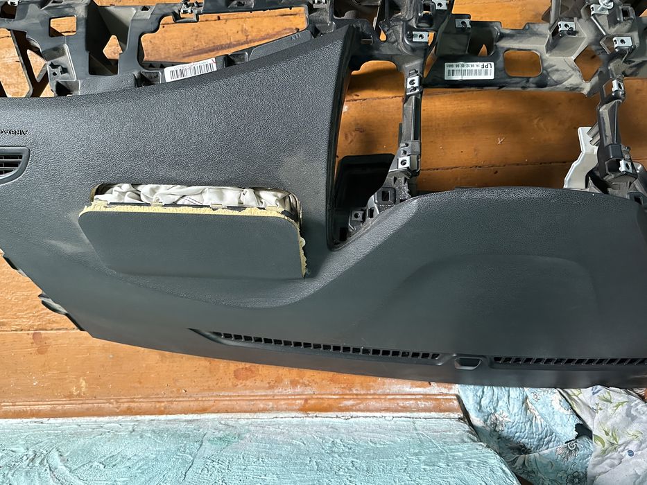 Хундай элантра Торпеда панель запчас