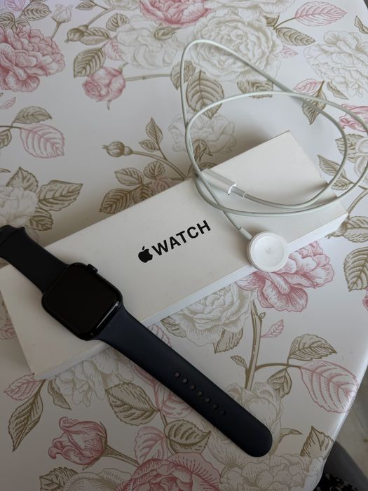 Продам apple watch