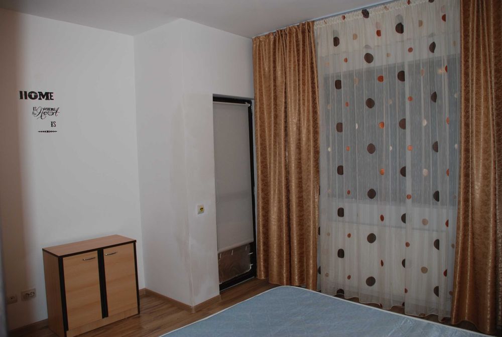 Garsoniera de Inchiriat/Metrou vis -a-vis/Leonida/Proprietar/Sector 4