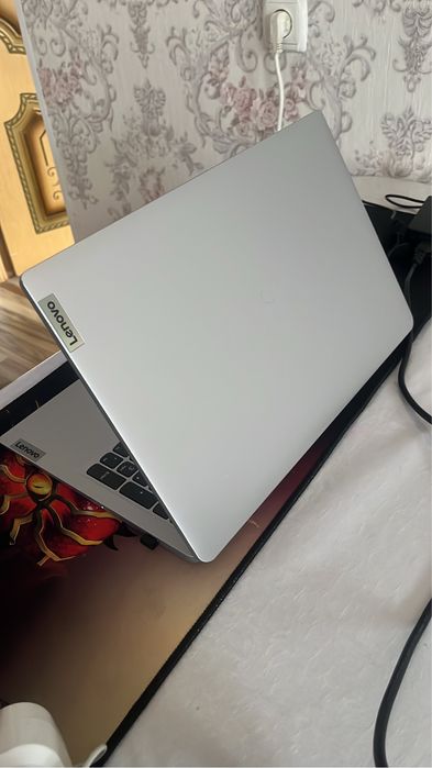 Lenovo IdeaPad 1
