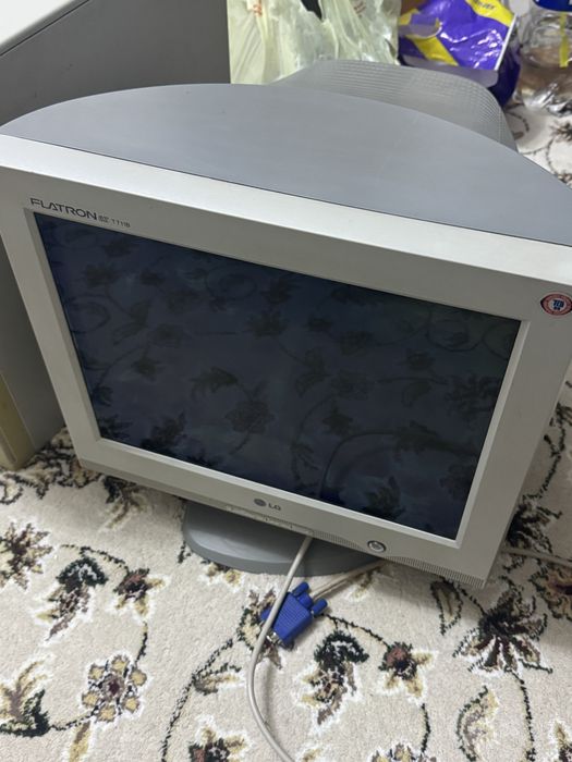 Монитор LG FLATRON T711B