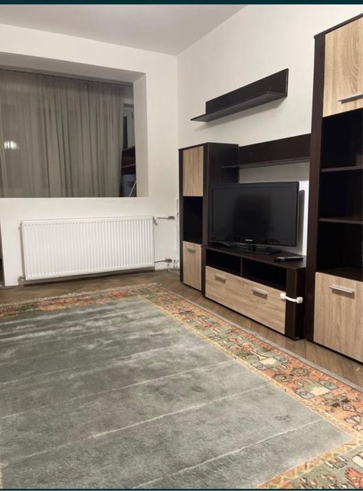 Inchiriez 2 camere crangasi constructorilor accept animalute