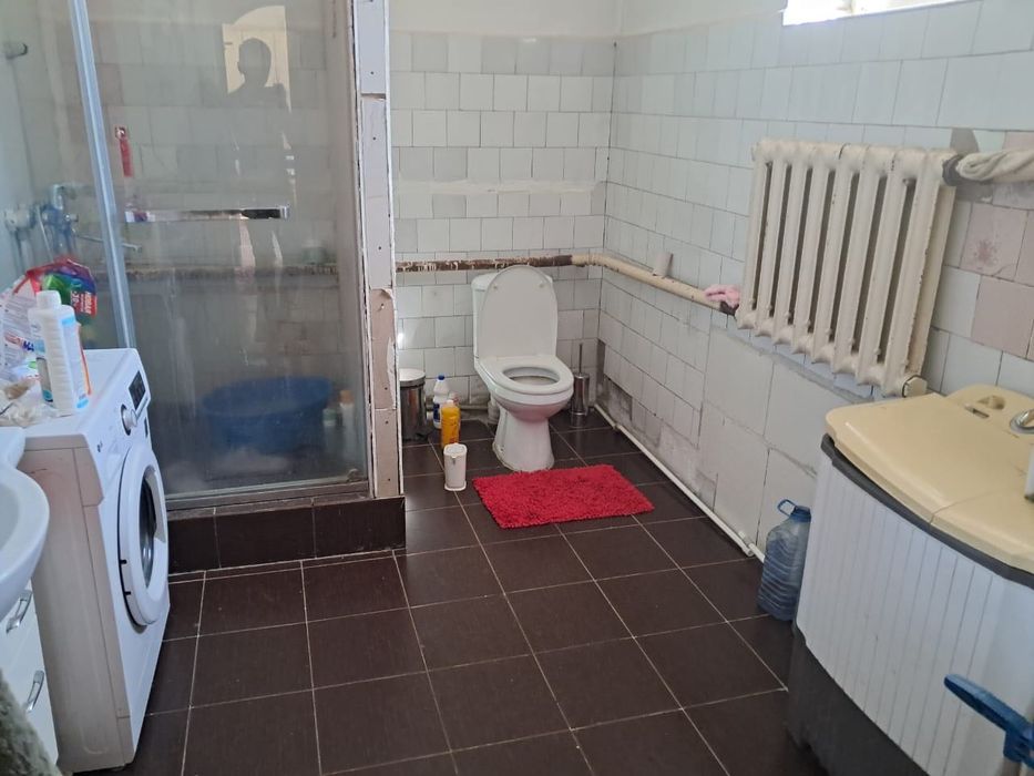 Үй сатылады тез арада!