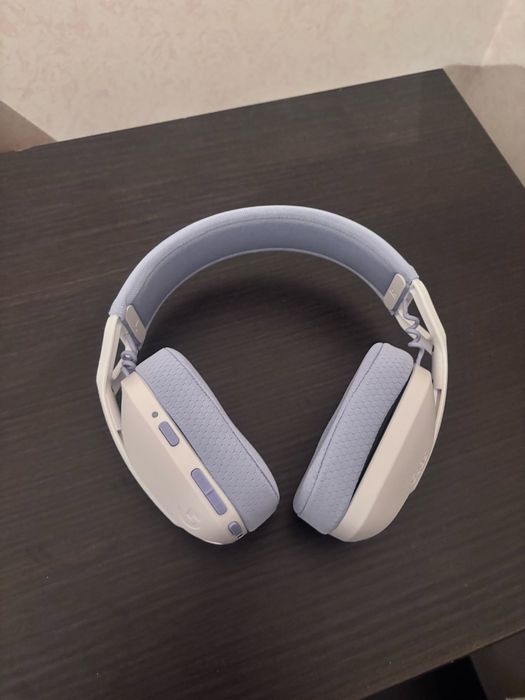 Продам наушники Logitech G435 белый
