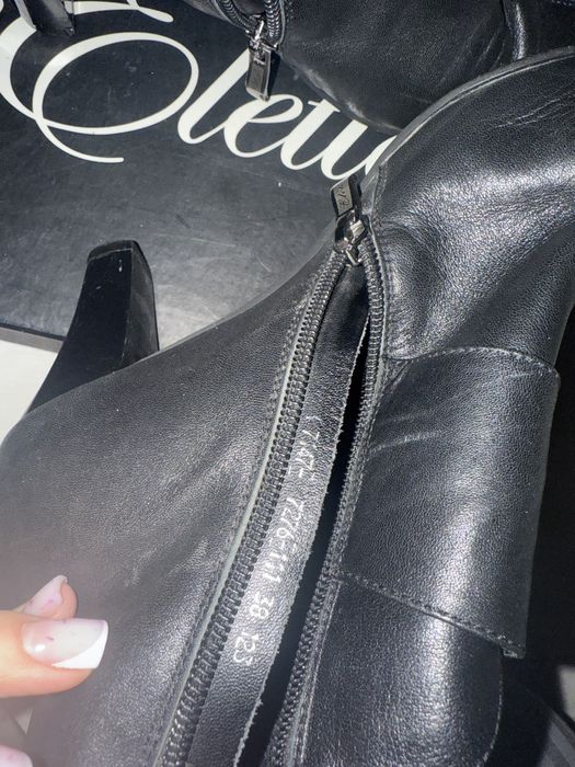 Продам ботильоны женские