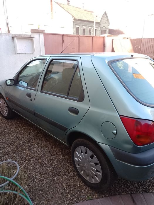 Ford fiesta an de fabricație 2001