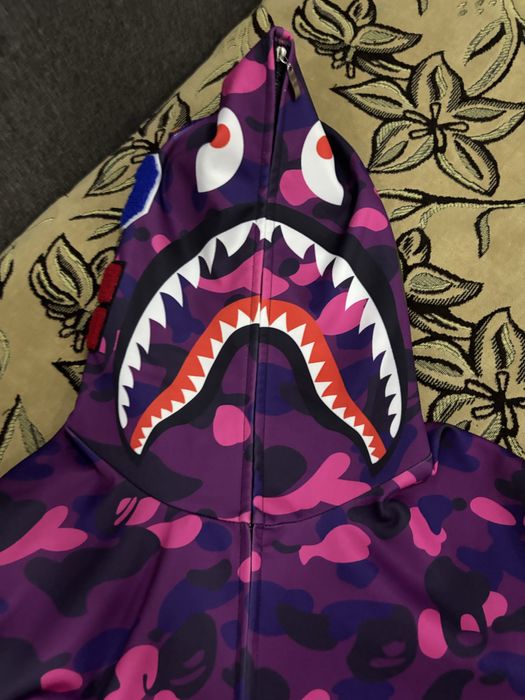 Продам Зипку Bape