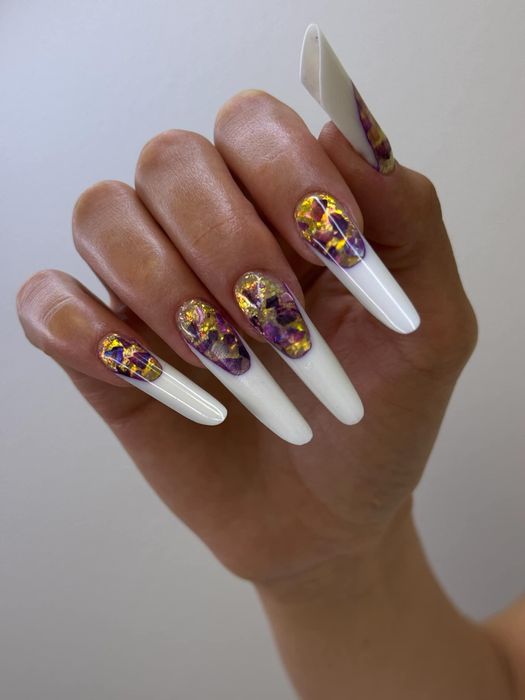 Unghii false cu gel. La domiciliu