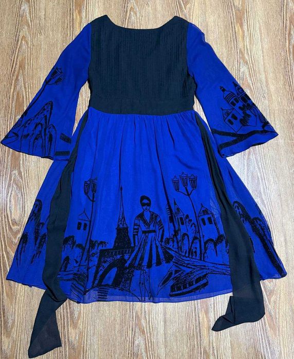 Платье фирмы PRADA (Италия)