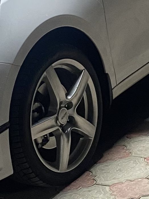 Диски вместе шинами