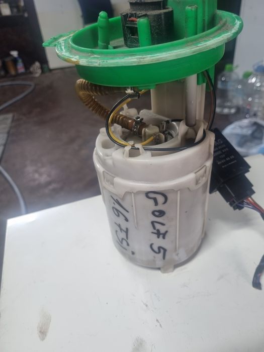 pompă benzină golf 5 1.6 FSI