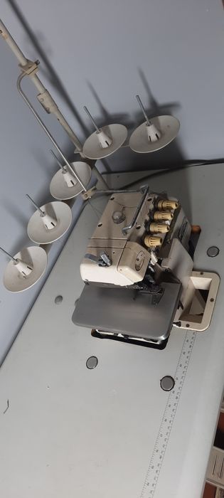 Продаю оверлог Brother  в хорошем состояни