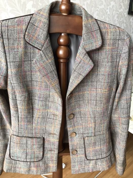 Продам пиджак из шерсти