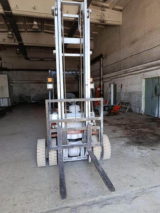 Эл.погрузчик HELLI. г/под 1.5 тн, h= 4.5 м