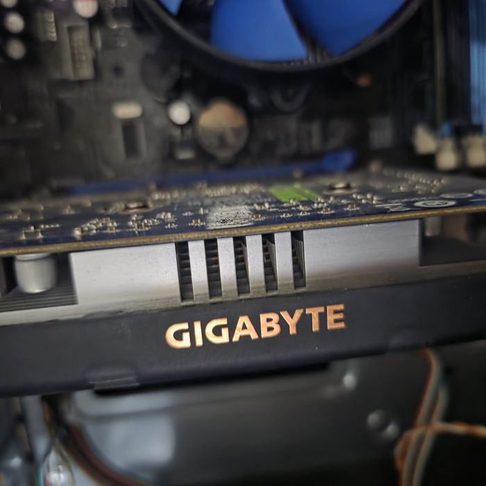 Продам 44 тыс центр