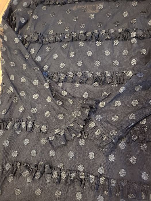 Дамска рокля в черно.