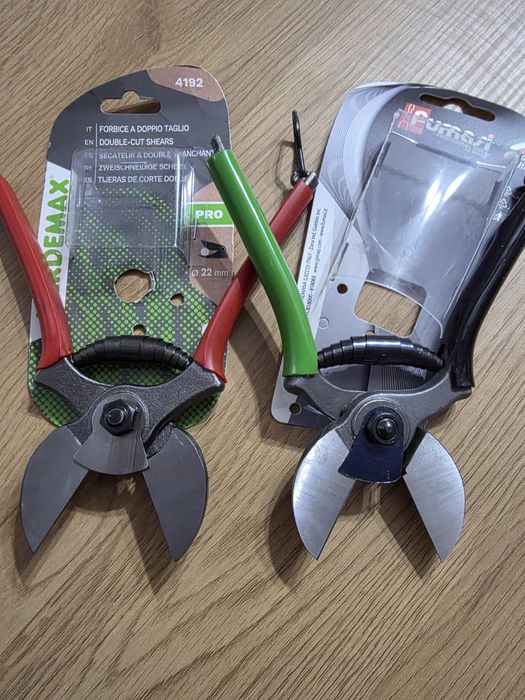 Foarfeca profesionala pentru gradina cu tais dublu