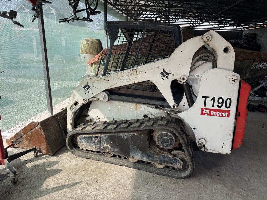 Ареда мини эскаваторов, погрузчика ,гидромолот, фреза