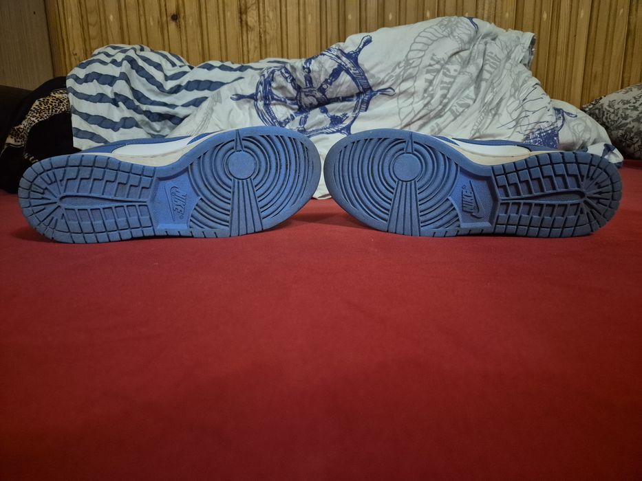 Vând Nike Dunk Low Retro