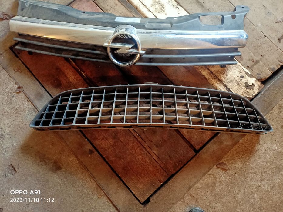 Решётка фар  генератор