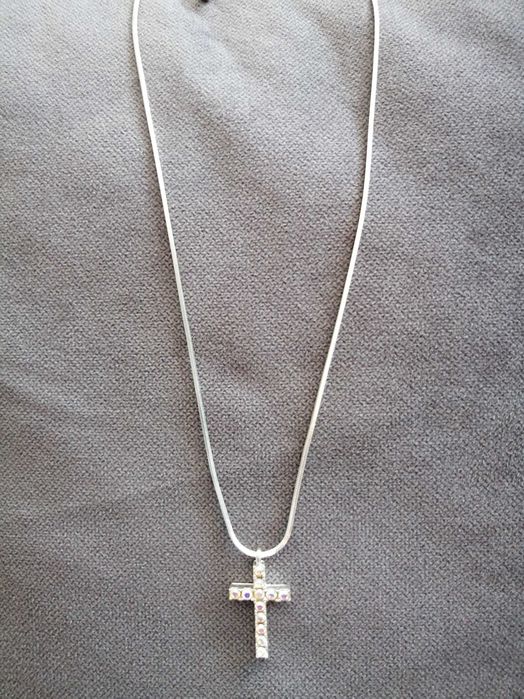 Сребърно колие