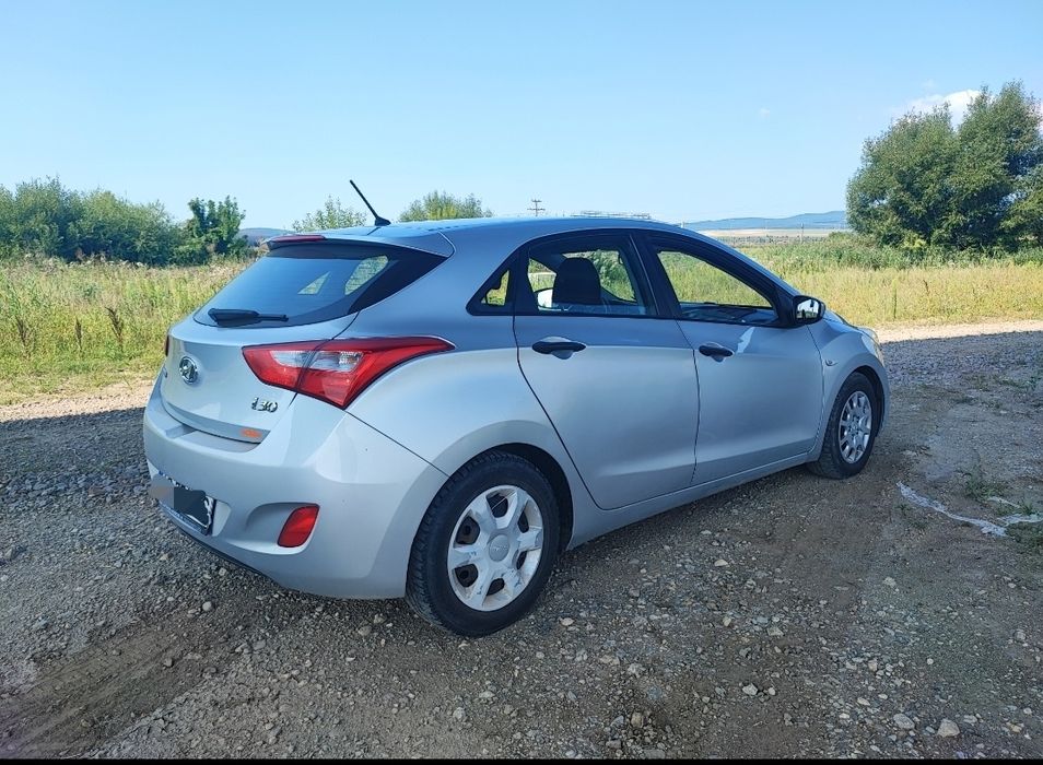 Hyundai i30  1.4D - accept unele variante