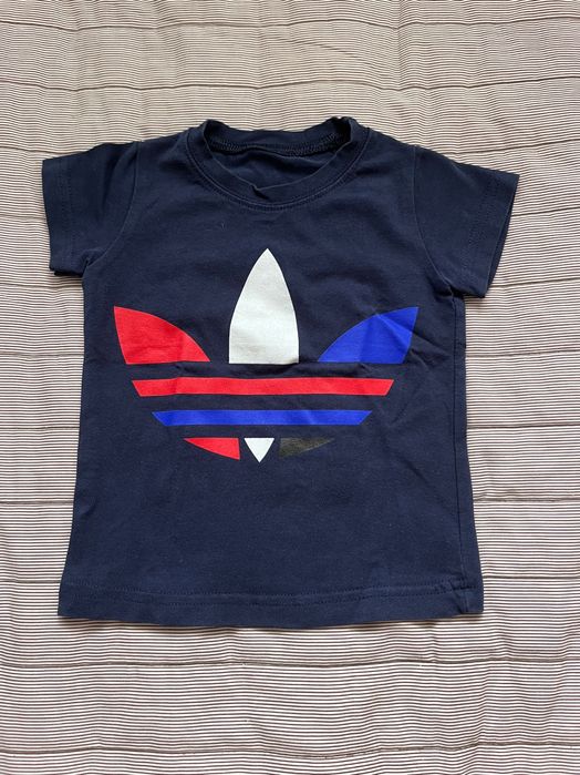 Комплект/сет от 3 памучни тениски 9-12м