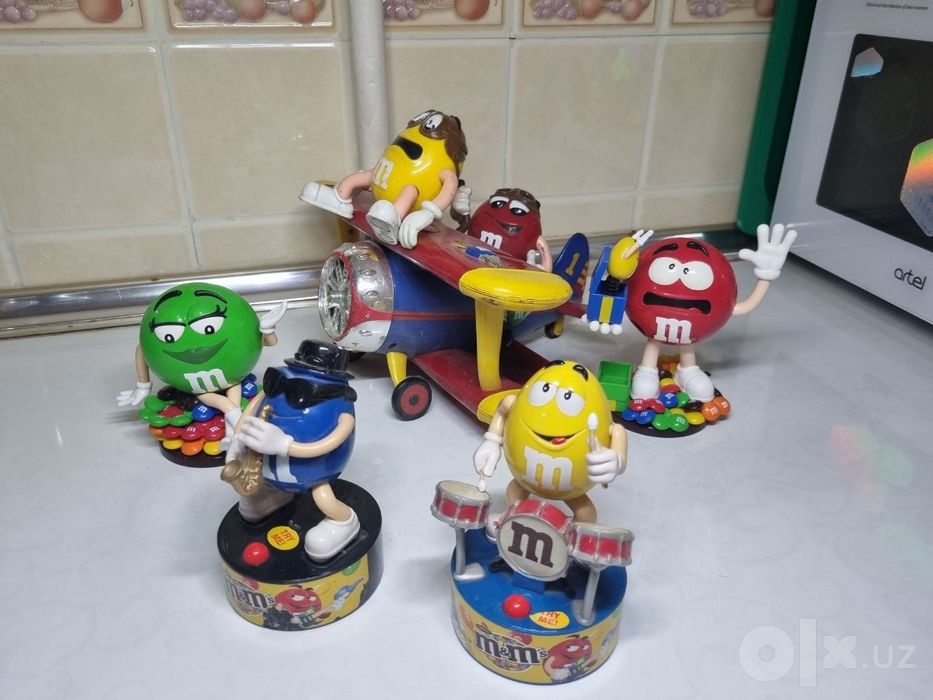 Продам коллекционные игрушки от M&M's