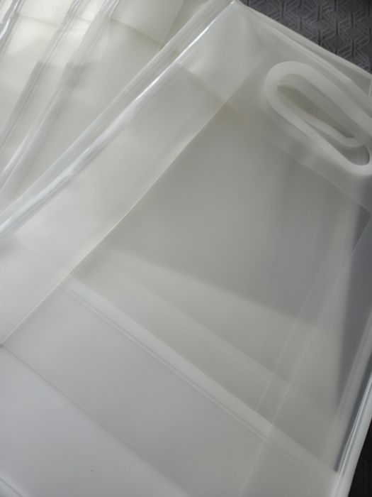 Продам подарочные пакеты ПВХ