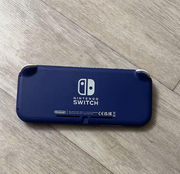 Nintendo Switch lite .Нинтендо свитч