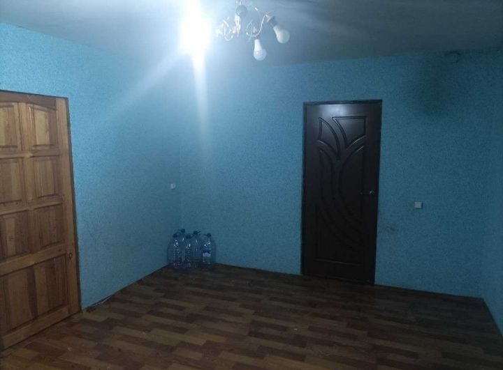 Срочно продаётся 2/1/2 Рохат круг 5 бекат