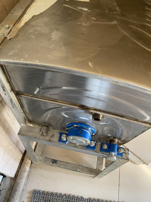 Продам тестомес пользовались 3 месяца