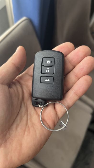 Ключи на камри