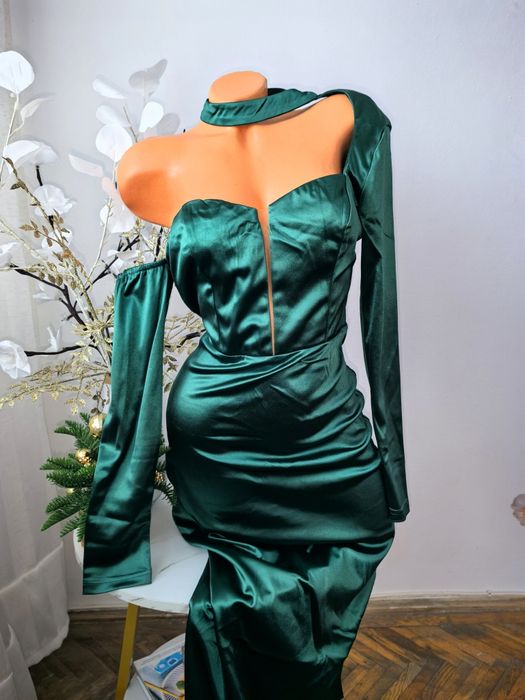 Rochie eleganta mărimea M nouă