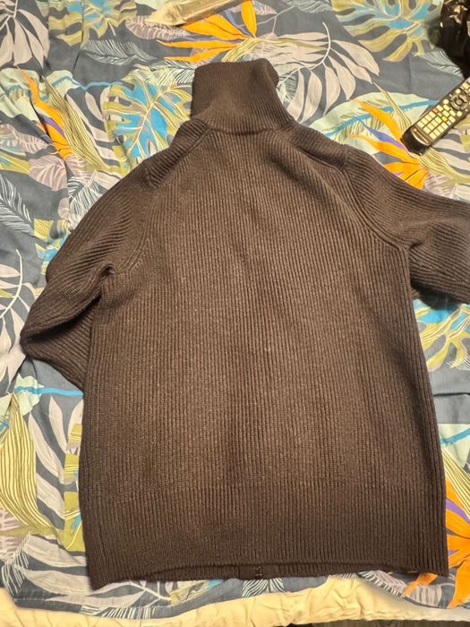 Жилетка BOSS razmer L