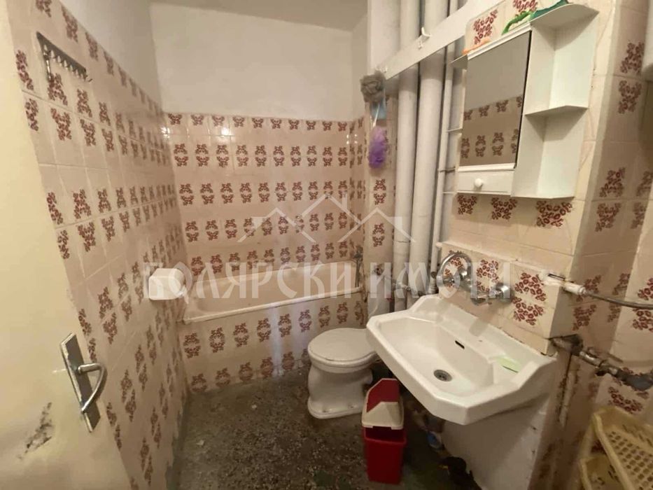 Продава се Тристаен апартамент в Велико Търново, Бузлуджа - 87 кв.м за 1000 €/кв.м - Снимка #8