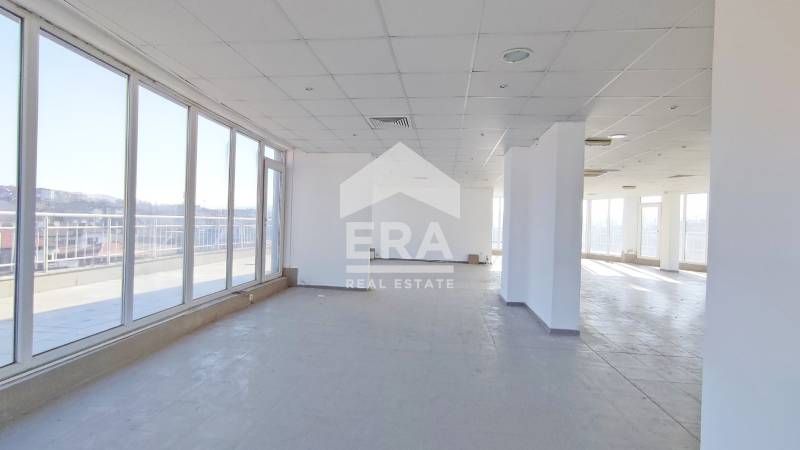 Продава се Заведение в Благоевград, Идеален център - 430 кв.м за 989 €/кв.м - Снимка #6